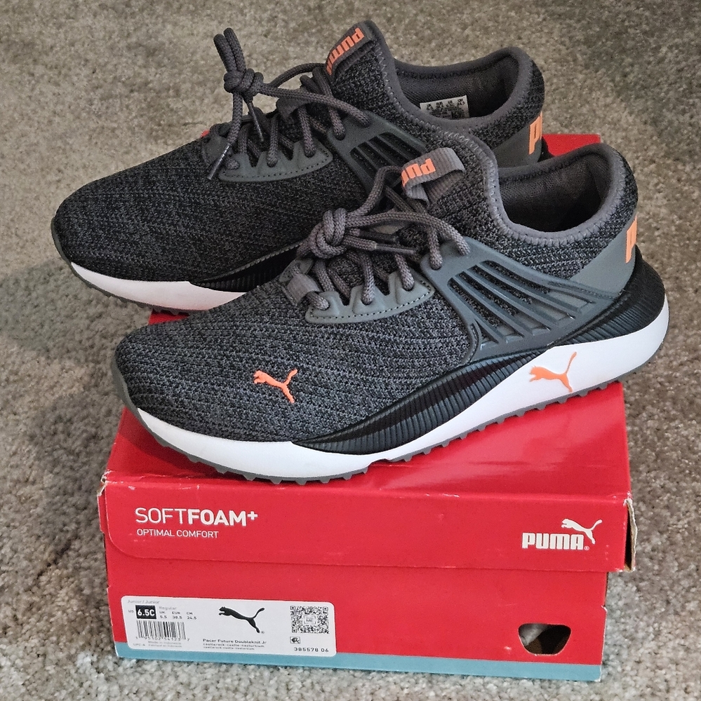 Like New Kids Puma Softfoam Pacer Shoes